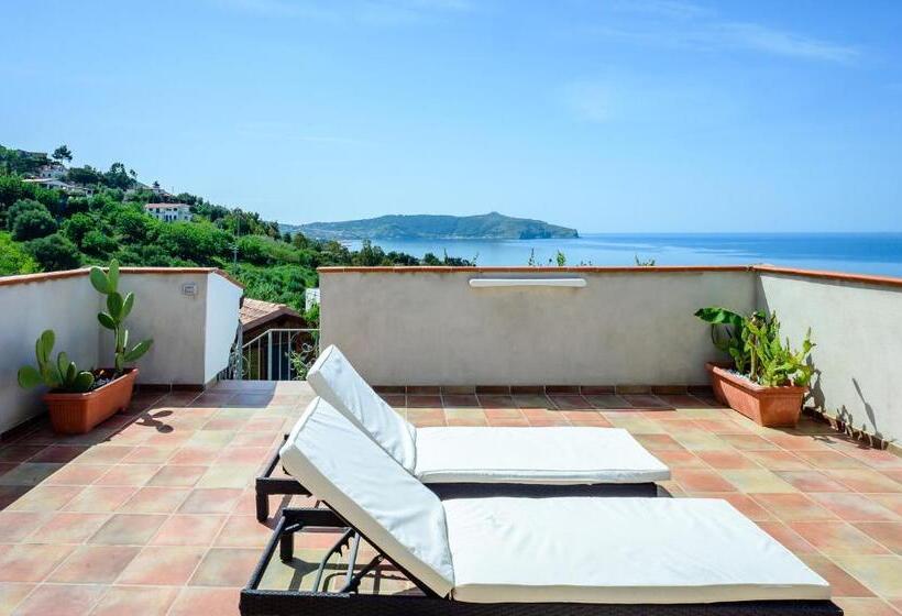 مبيت وإفطار Antica Dimora Palinuro