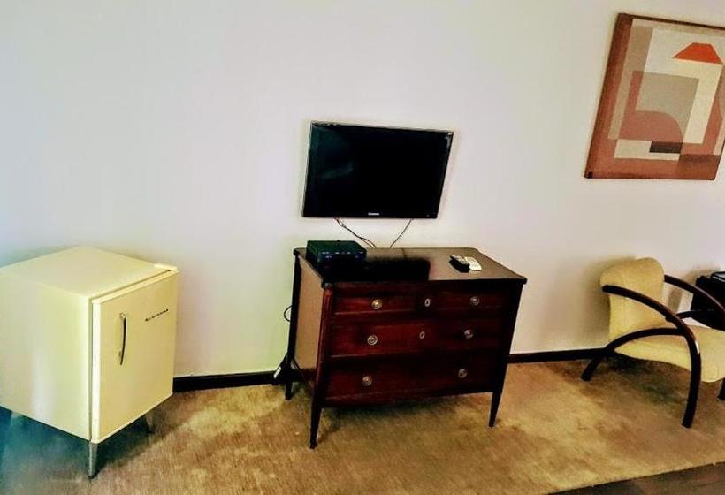 تختخواب و صبحانه Casa Beludi