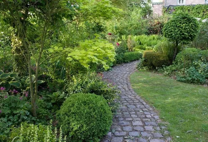 Aamiaismajoitus (B&B) La Roseraie