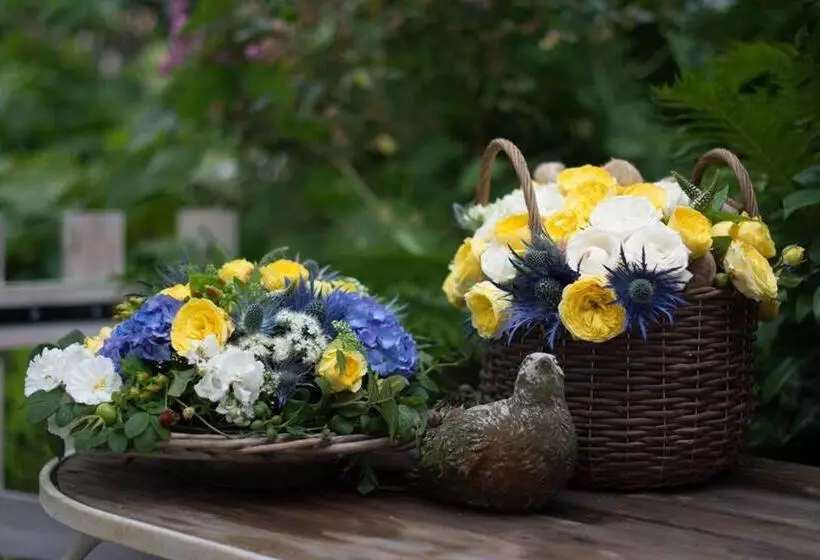 Aamiaismajoitus (B&B) La Roseraie