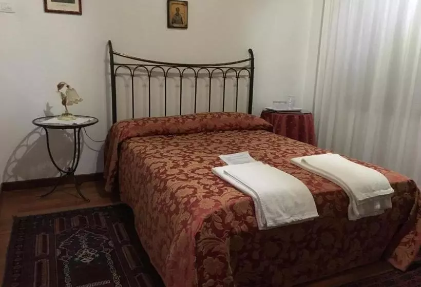 مسافرخانه Agriturismo Da Ninoti