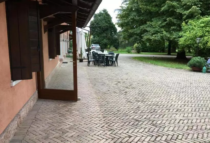 مسافرخانه Agriturismo Da Ninoti