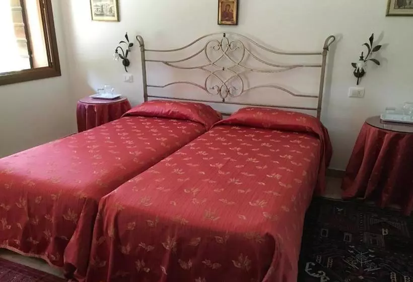 مسافرخانه Agriturismo Da Ninoti