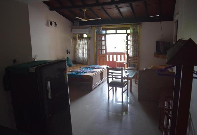 Хостел Bribon Guest House