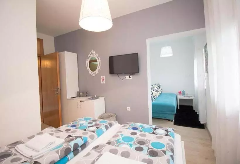 مسافرخانه Pansion Ponte