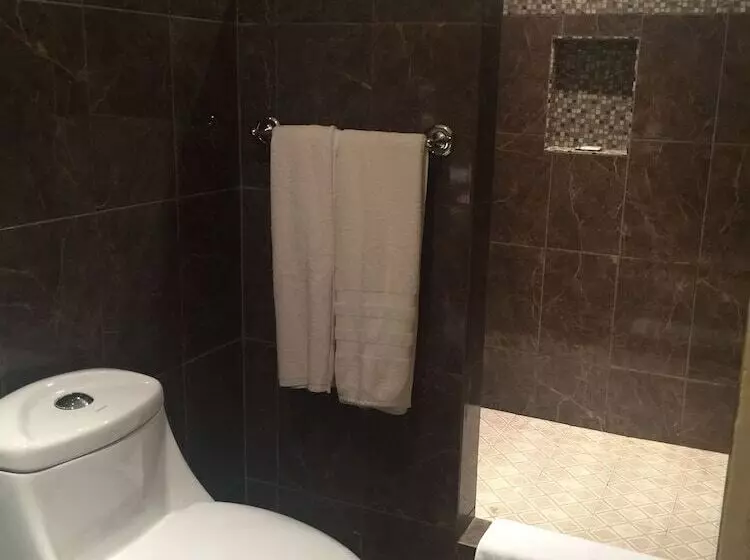 Hotelli Black Pearl Inn