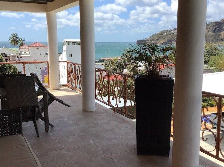 هتل Black Pearl Inn