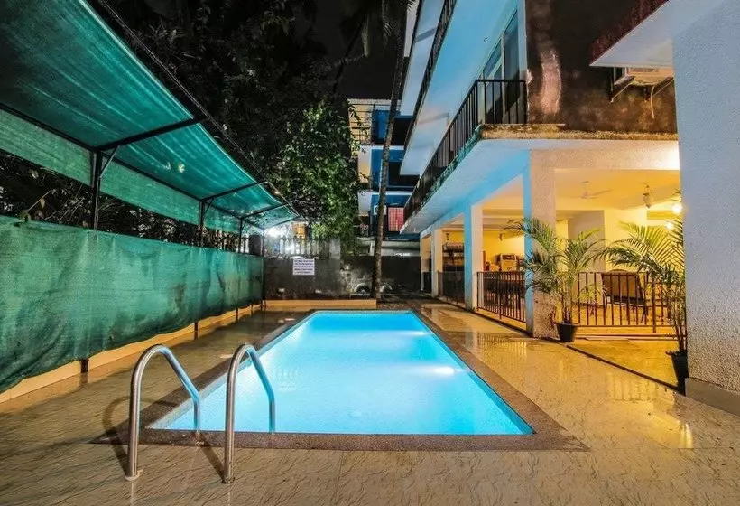 ホテル Calangute Beach Holiday Inn By Oyo Rooms