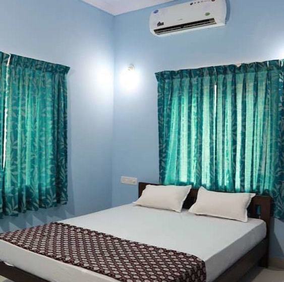 호텔 Calangute Beach Holiday Inn By Oyo Rooms