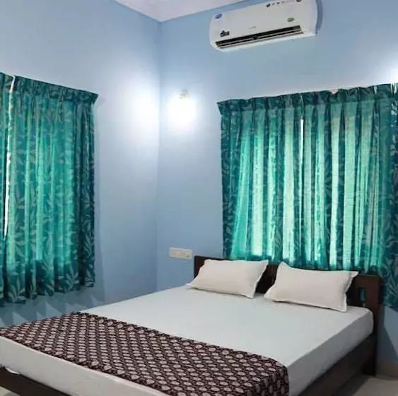 ホテル Calangute Beach Holiday Inn By Oyo Rooms