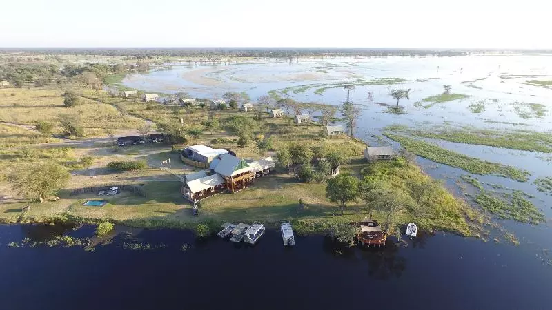 هتل Chobe River Camp