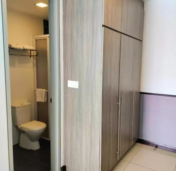 D Wharf Hotel & Serviced Residence