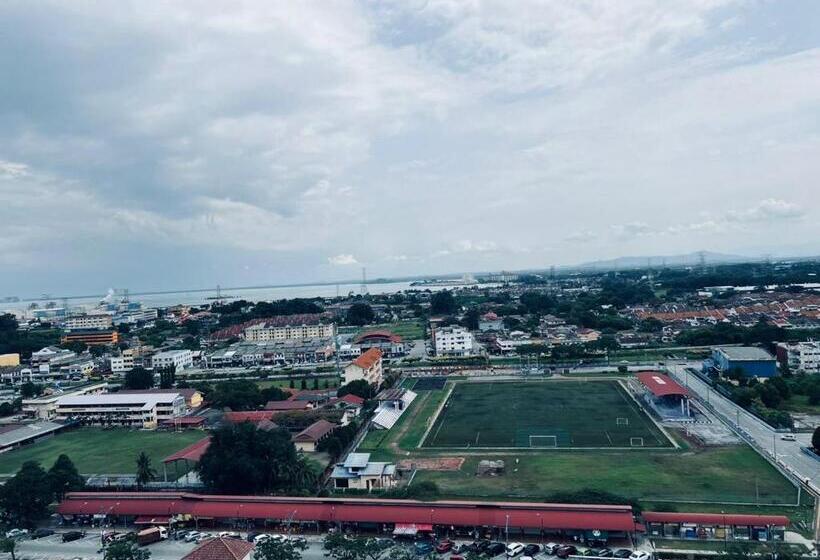 D Wharf Hotel & Serviced Residence