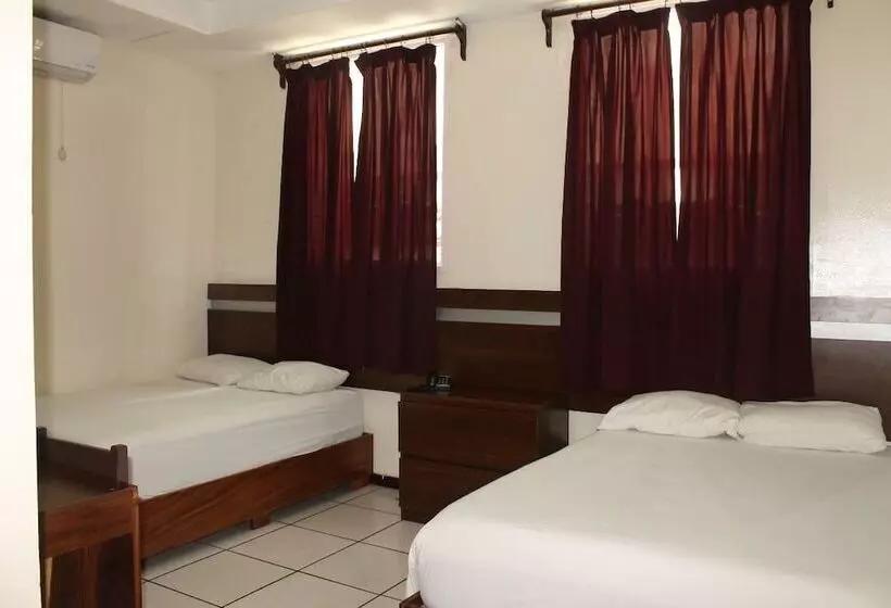 هتل El Palacio