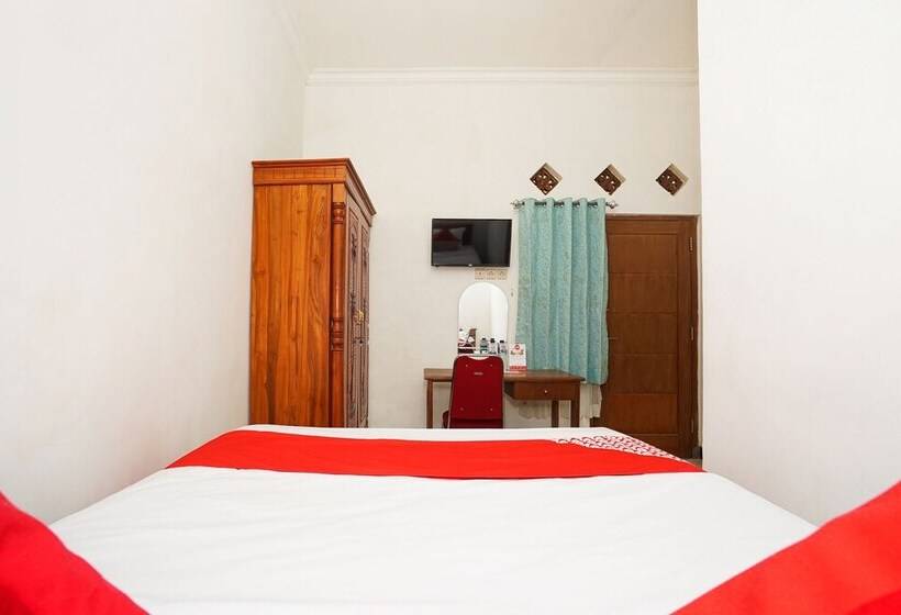 酒店 Karolin Syariah Homestay by OYO Rooms