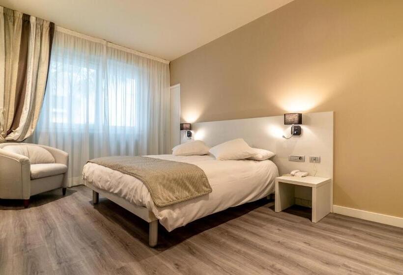 هتل La Dolce Vita