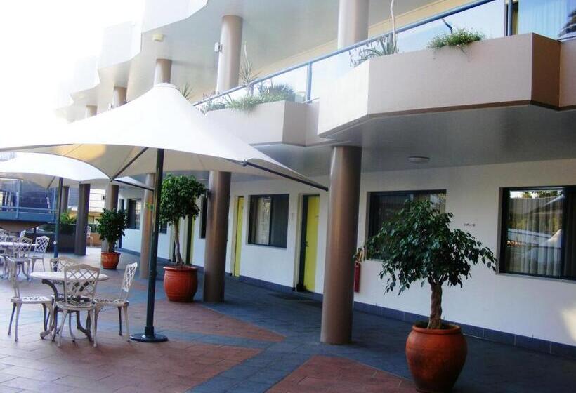 מוטל Rockpool Motor Inn