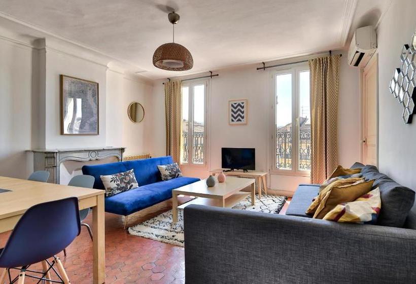 Nocnoc Le Republique