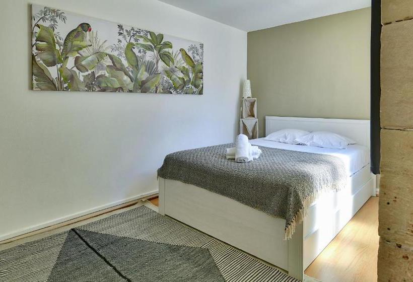 Nocnoc Le Republique