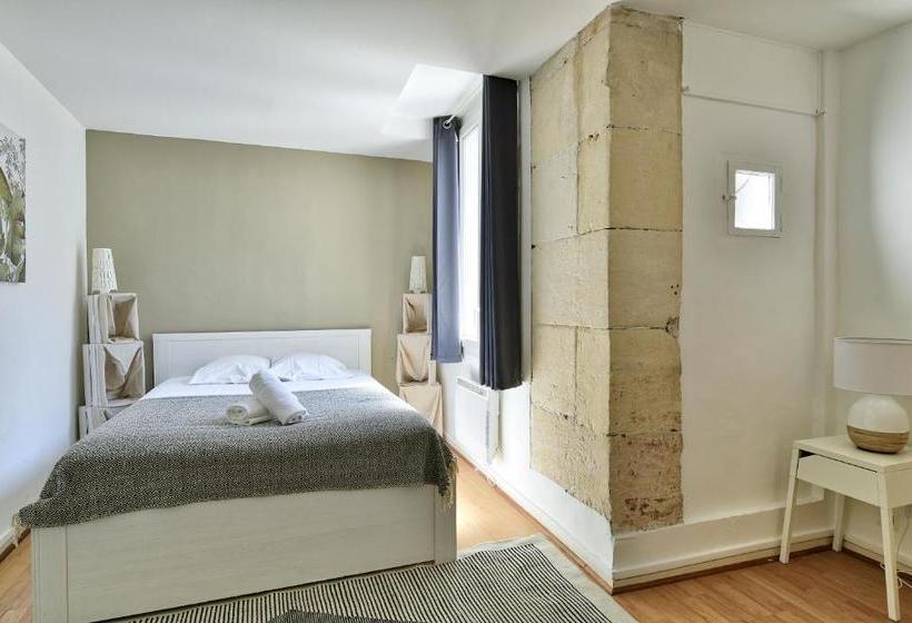 Nocnoc Le Republique