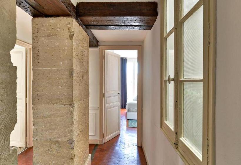 Nocnoc Le Republique