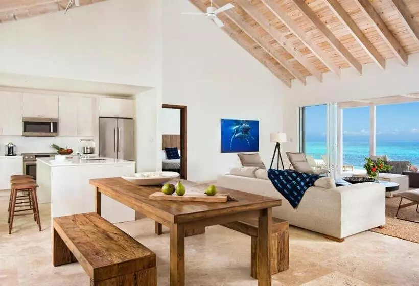 استراحتگاه Sailrock South Caicos   Island Hop Flight Included