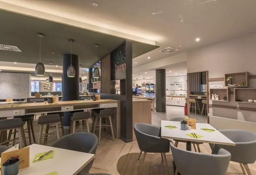 Hotelli Holiday Inn Hamburg Berliner Tor, An Ihg