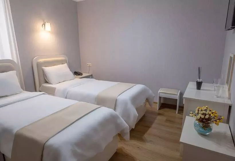 Grand Hotel Luna