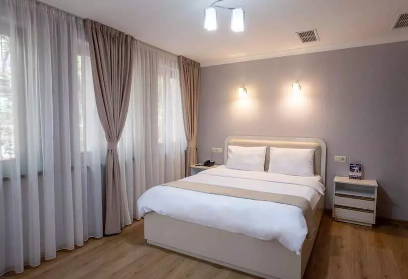 Grand Hotel Luna