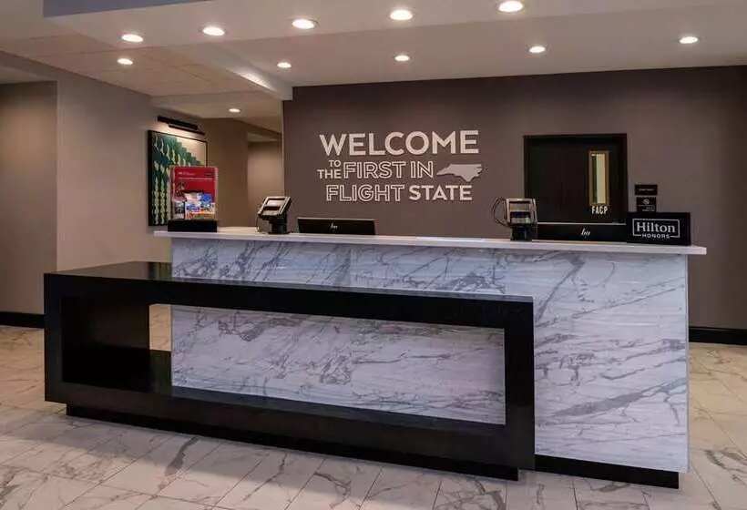 ホテル Hampton Inn & Suites Winstonsalem Downtown