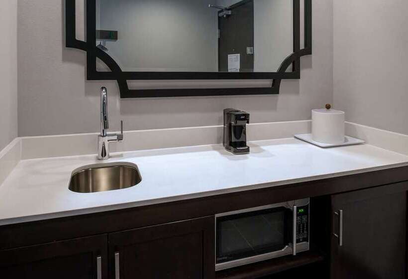 בית מלון כפרי Hampton Inn & Suites Winstonsalem Downtown