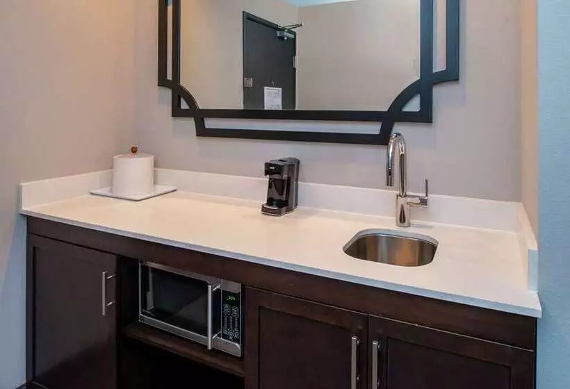 ホテル Hampton Inn & Suites Winstonsalem Downtown