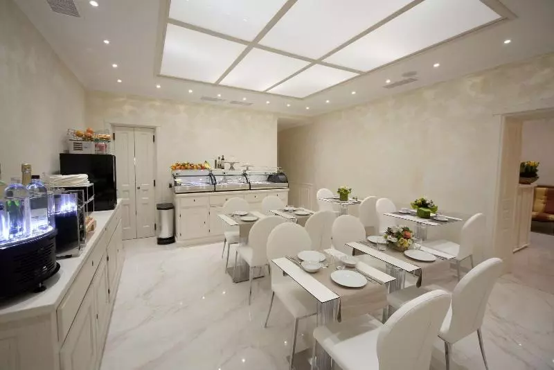 Hotel Maison Tritone