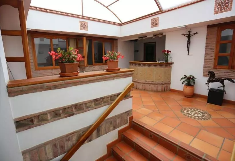 ホテル Hospederia Villa De Los Sáenz