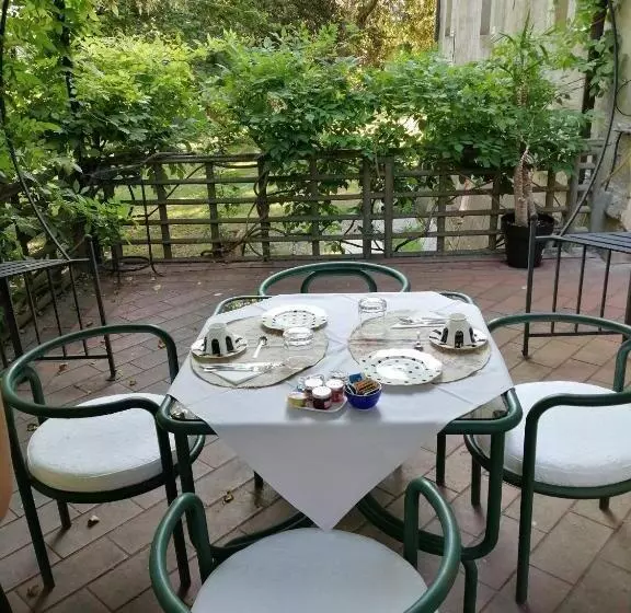 簡易ホテル Villa La Dogana