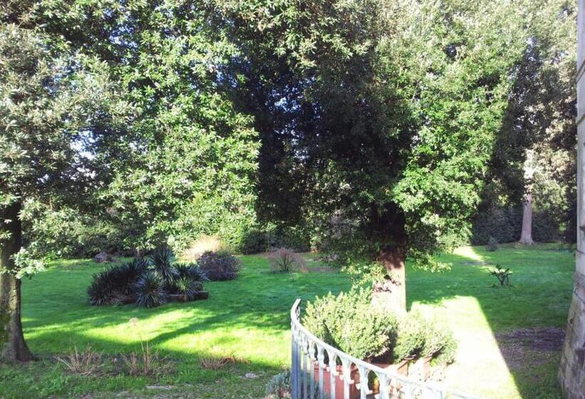 פונדק Villa La Dogana