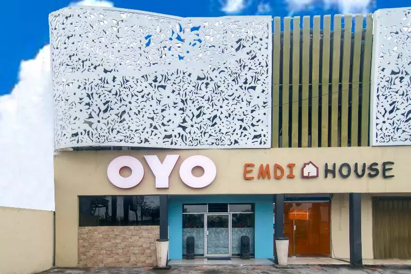 ホテル Oyo 198 Emdi House Seturan