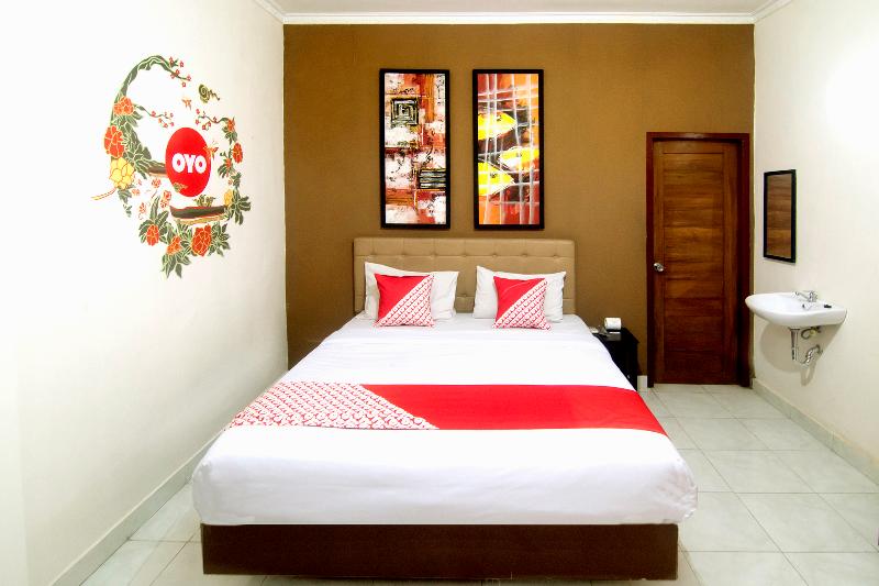 בית מלון כפרי Oyo 198 Emdi House Seturan