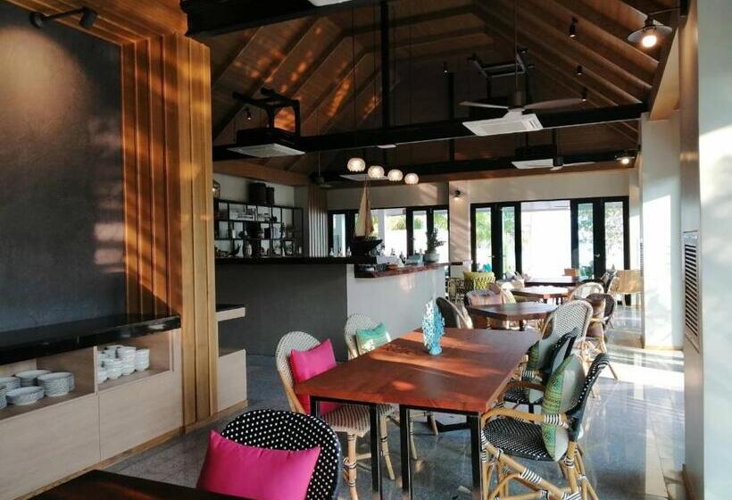 Szálloda Tungtong Beach Villas