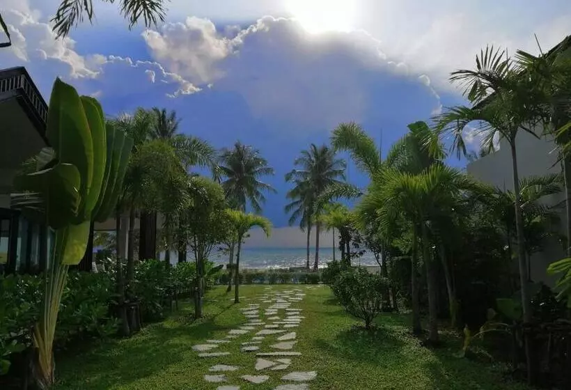 ホテル Tungtong Beach Villas