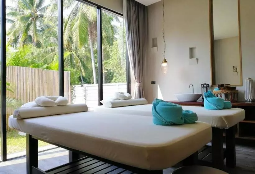 ホテル Tungtong Beach Villas