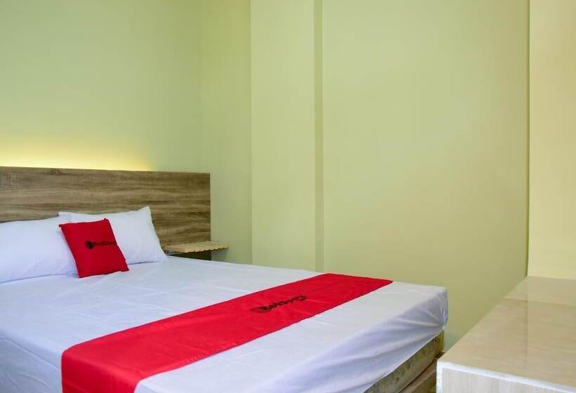 بنسيون Reddoorz Near Mangga Dua Square
