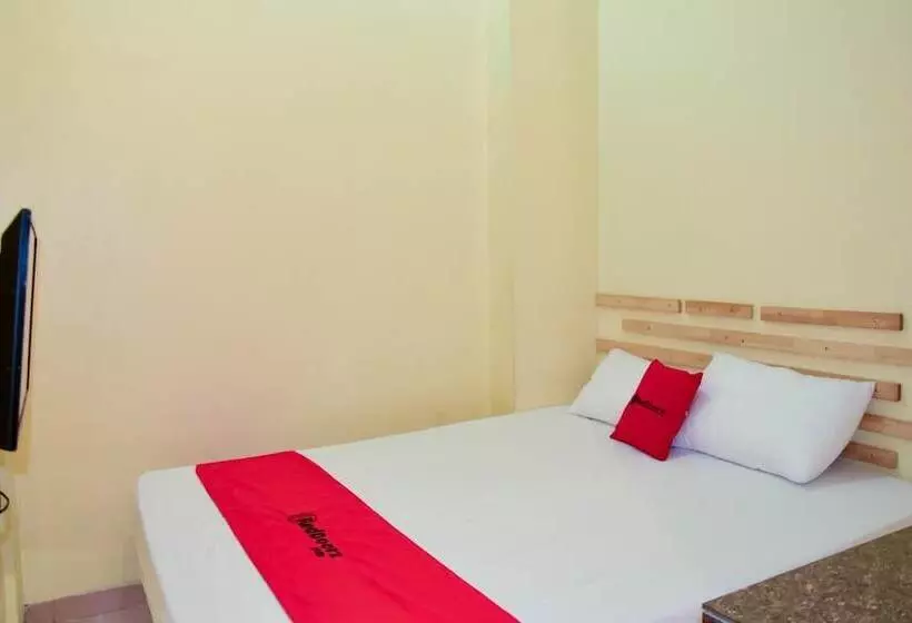 ペンション Reddoorz Near Mangga Dua Square