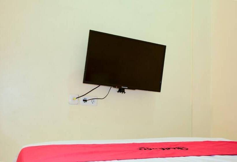 بنسيون Reddoorz Near Mangga Dua Square