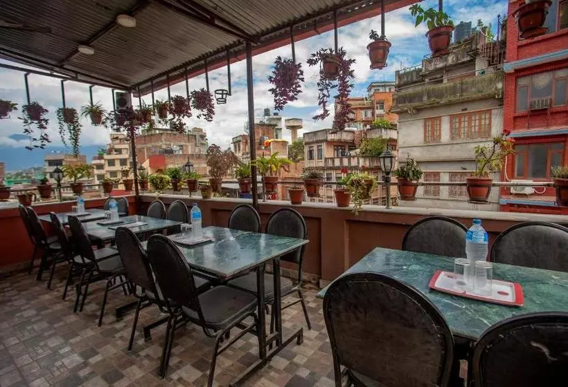 هتل Divine Guest House