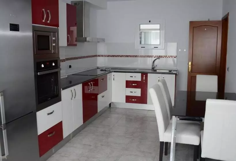 Hotelli The Confort House