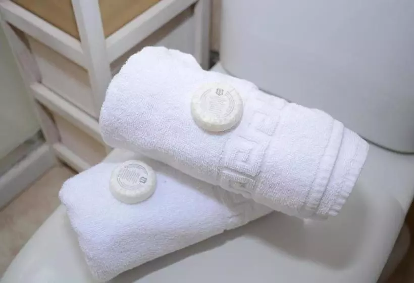 Hotelli The Confort House