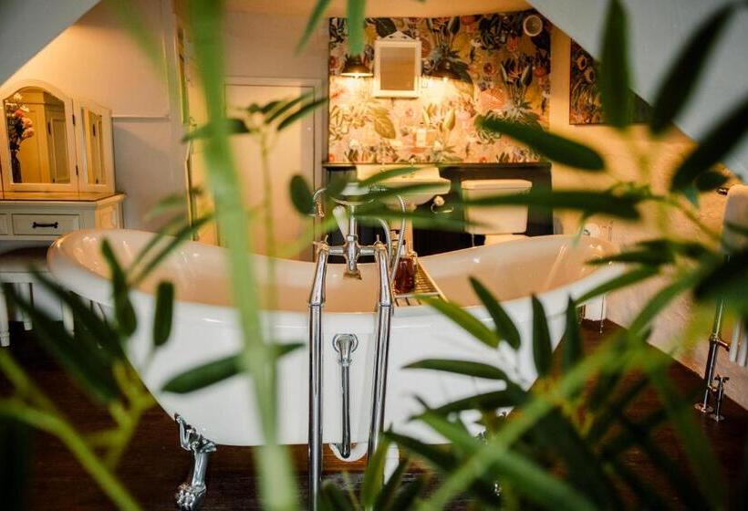 فندق فئة نجمة واحدة The Corner House Canterbury