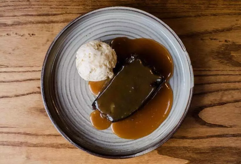 Hostelli The Corner House Canterbury