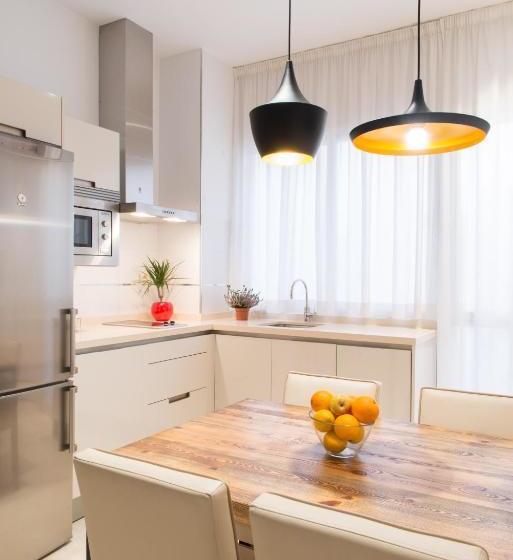 Suites Campo Del Príncipe